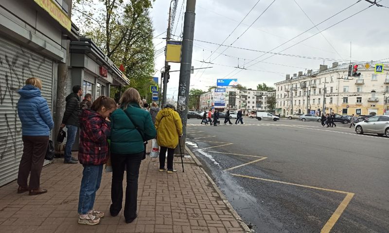 Очередной циклон в Ярославле уже начал влиять на погоду, вызывая снегопады, мокрый снег и порывистый ветер