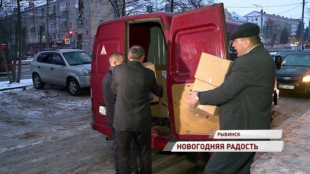 Рыбинцы отправили детям Донбасса сладкие подарки к Новому году