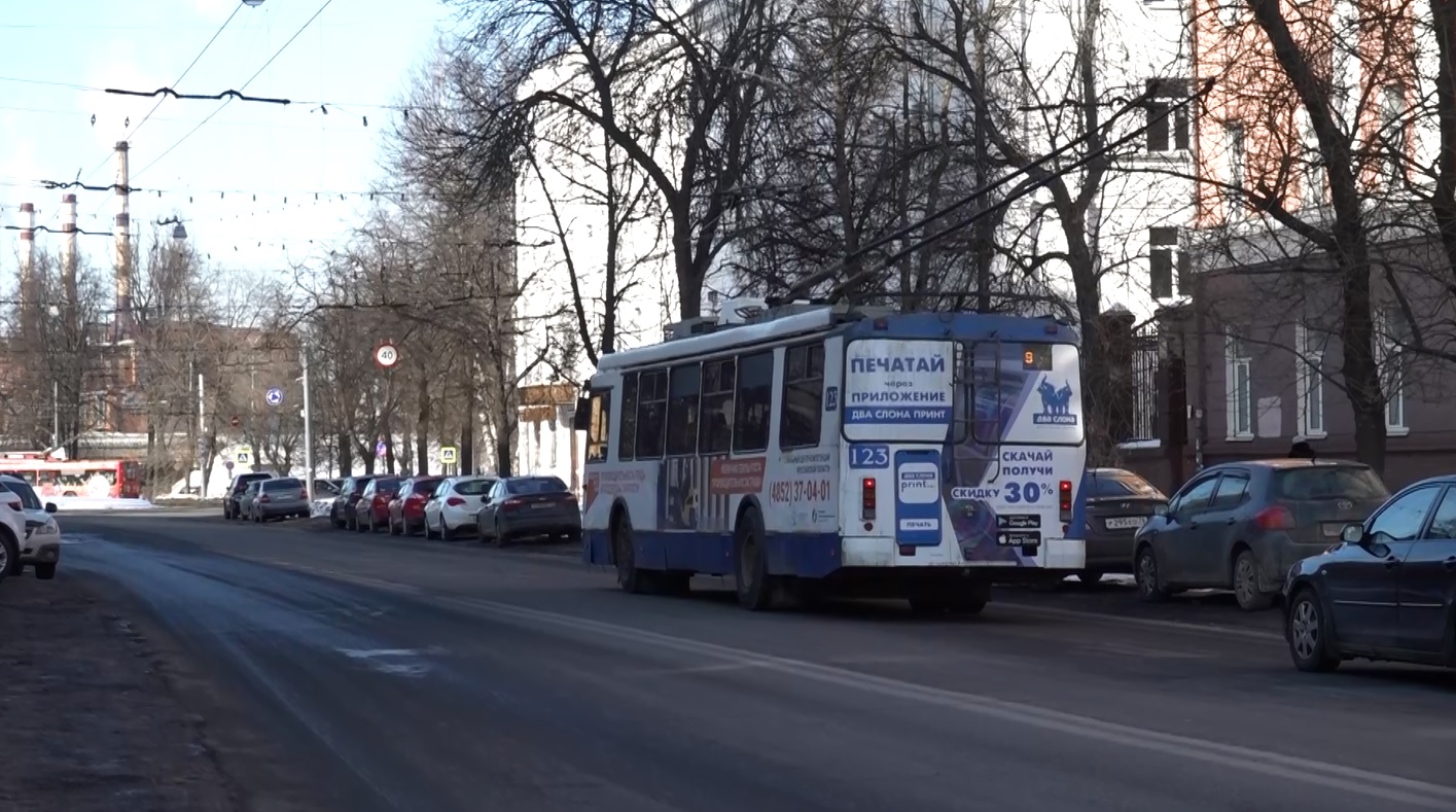Гирлянда остановила работу электротранспорта в Ярославле