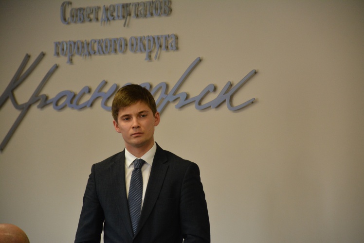 Алексей Кокурин перебрался поближе к Владимиру Слепцову