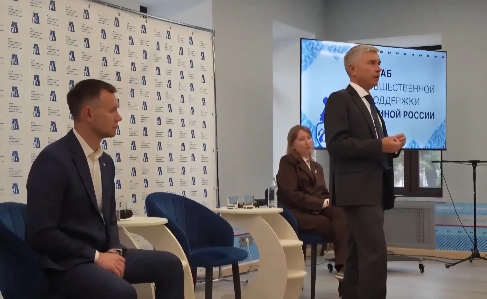 Ярославль посетил известный журналист и политик Евгений Ревенко