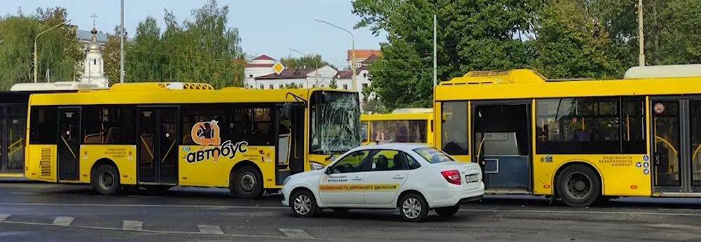 В Ярославле произошло два ДТП с участием общественного транспорта