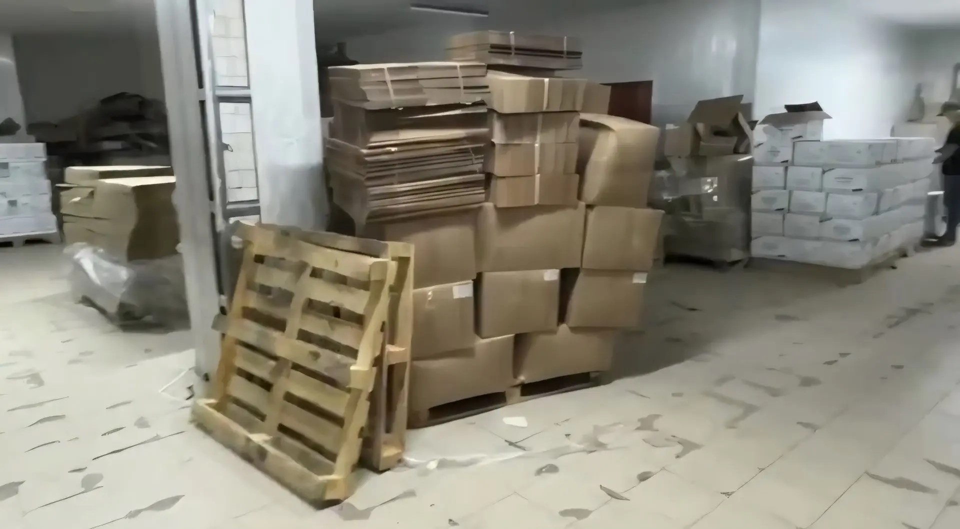 В Ярославской области ликвидировали сеть по производству и сбыту контрафактного алкоголя