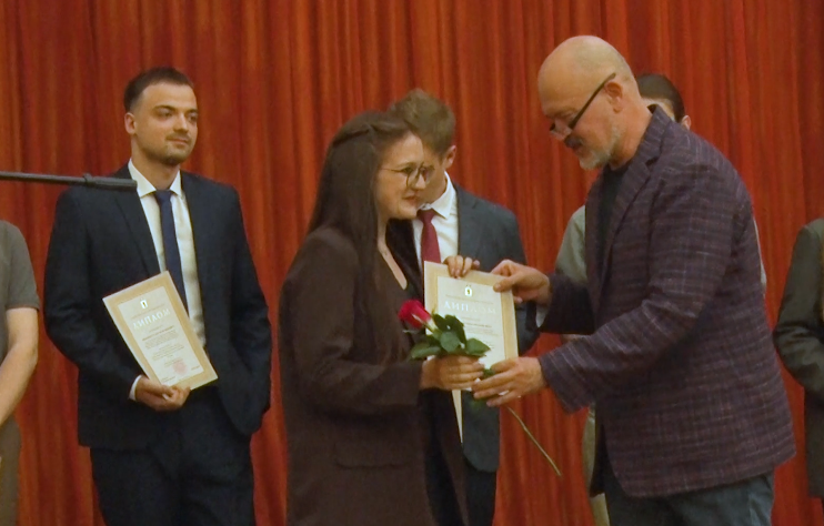 В Ярославском Правительстве подвели итоги конкурса студенческих научно-исследовательских работ