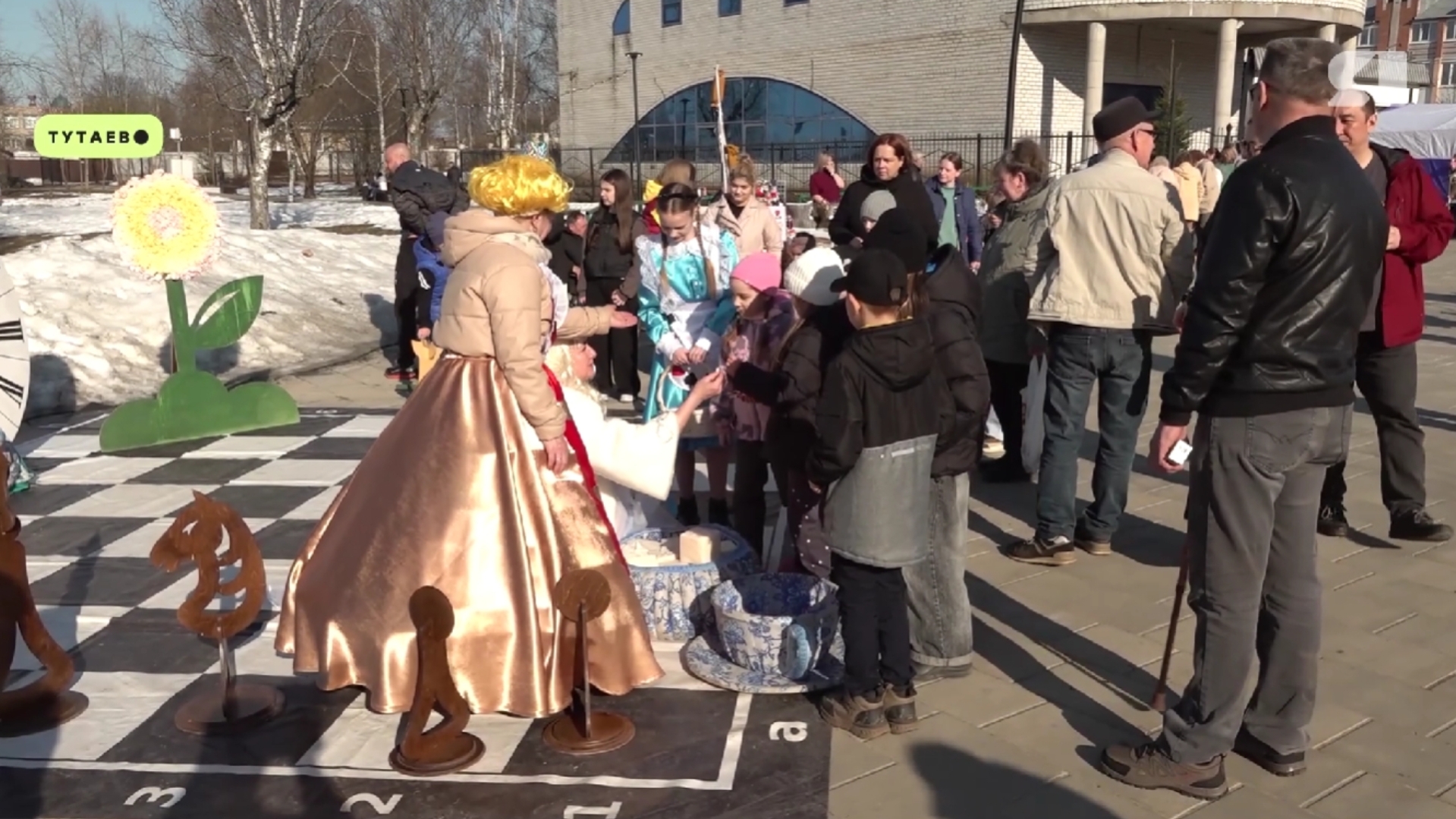 В Тутаеве впервые прошел праздник «Волшебная страна – театр»
