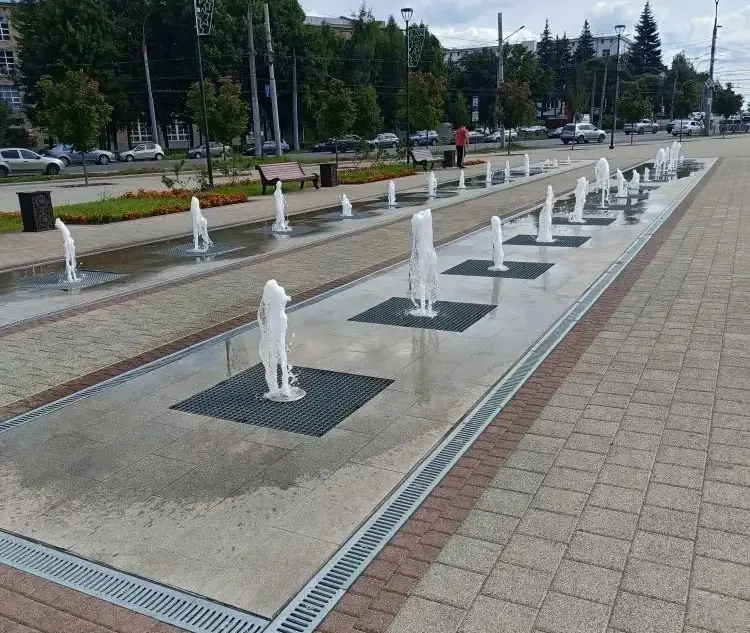 Фонтан на площади Жукова в Рыбинске заработал после замены модуля управления