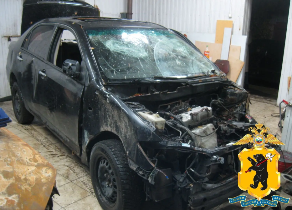 В Рыбинске задержали двоих жителей за кражу машин из автосервиса