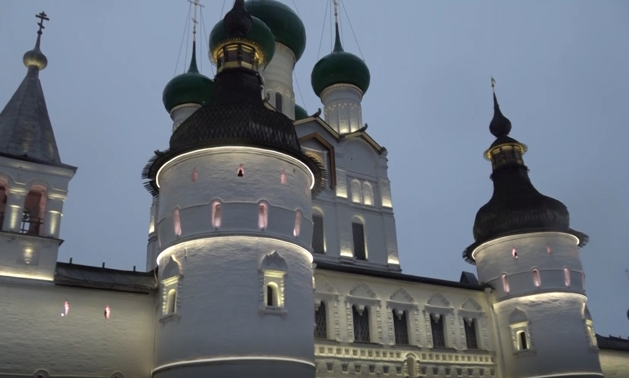 В Ярославской области сотни зданий и сооружений получили архитектурно-художественную подсветку
