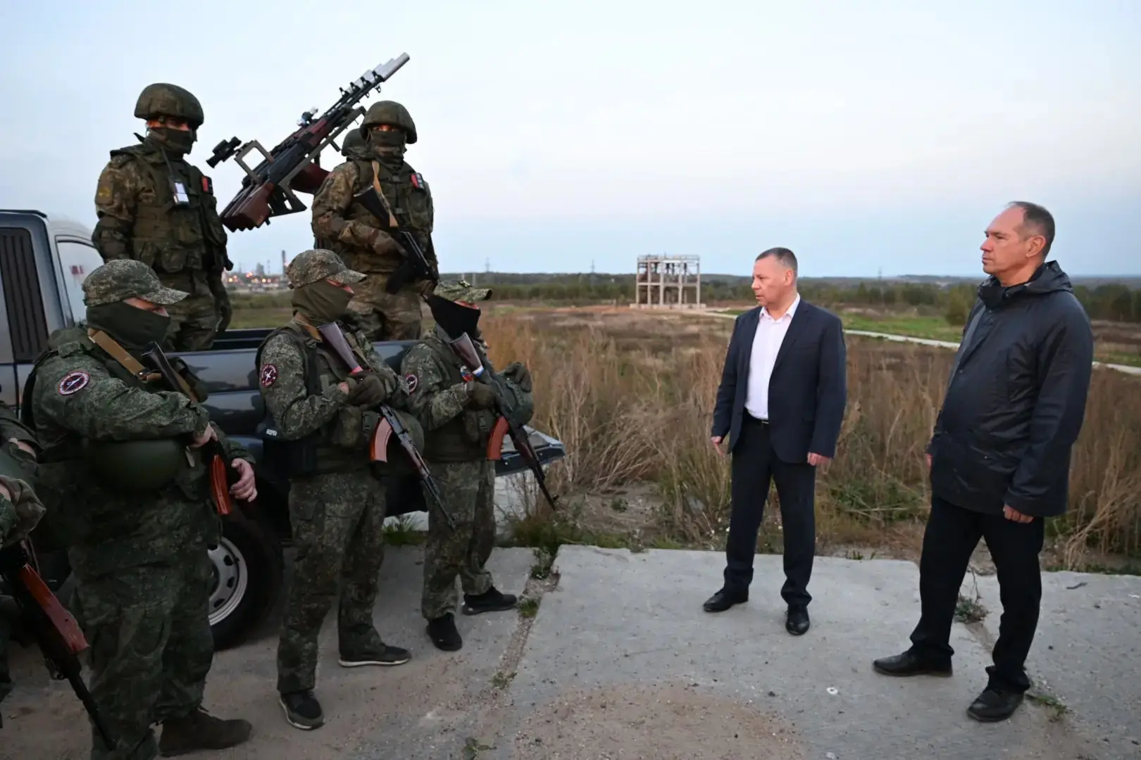 Михаил Евраев встретился с бойцами отряда «БАРС» и поблагодарил их за службу