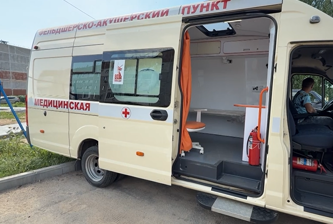 В поселок Ишня Ростовского округа приехал мобильный ФАП для диспансеризации жителей