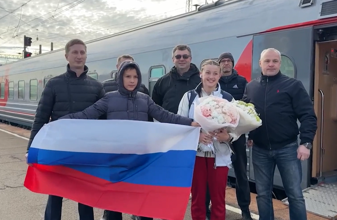 В Ярославле встретили чемпионку мира по кикбоксингу Анастасию Мошкину