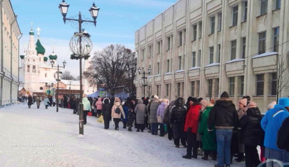 В мэрии объяснили большую очередь на Масленицу в центре Ярославля